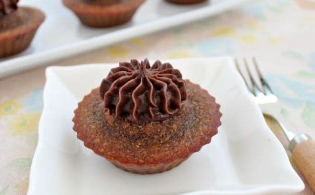 Almond Coffee Cupcakes with Kahlua Liqueur