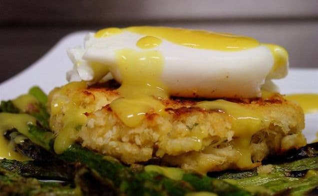 Crab Cakes Eggs Benedict