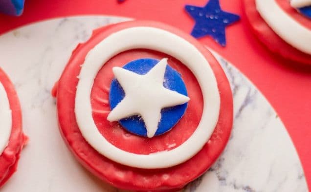 Captain America Shield Cookies